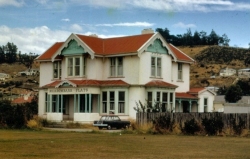 Taken in Oamaru, Otago, New Zealand and sourced from WWW.